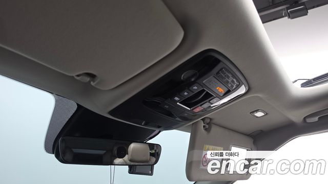 Kia Carnival (IV) Gasoline 9-Seater Noblesse 2025 — фото 28