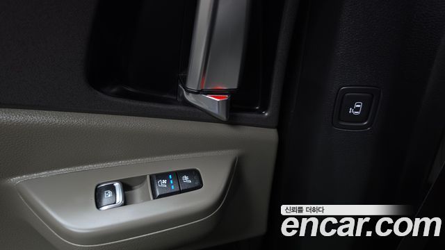 Kia Carnival (IV) Gasoline 9-Seater Noblesse 2025 — фото 30