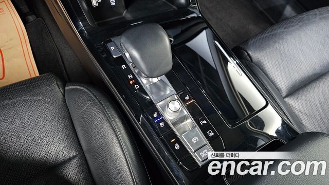 Kia K7 Premier 3.0 LPI Prestige 2020 — фото 9