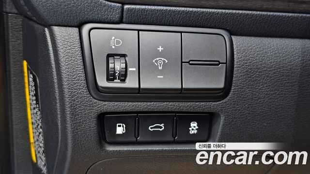 Kia K7 Premier 3.0 LPI Prestige 2020 — фото 12