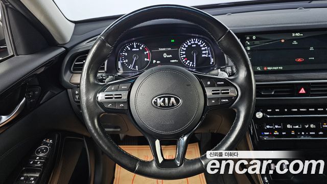 Kia K7 Premier 3.0 LPI Prestige 2020 — фото 15