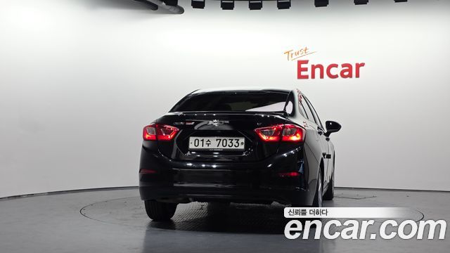 Chevrolet Cruze 1.4 Turbo LT Deluxe 2017 — фото 4