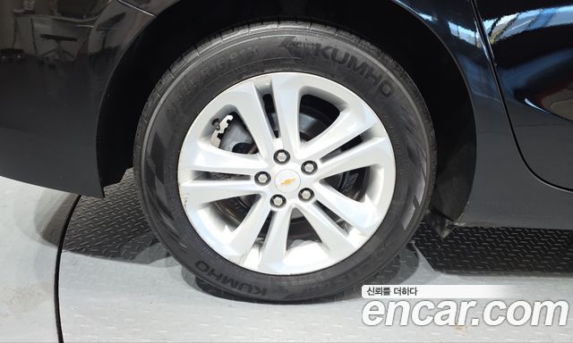 Chevrolet Cruze 1.4 Turbo LT Deluxe 2017 — фото 5