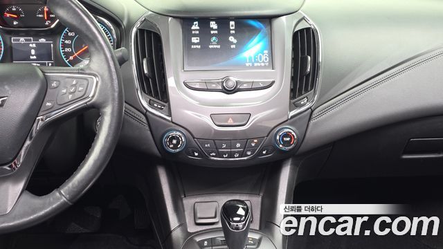 Chevrolet Cruze 1.4 Turbo LT Deluxe 2017 — фото 13