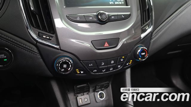 Chevrolet Cruze 1.4 Turbo LT Deluxe 2017 — фото 19