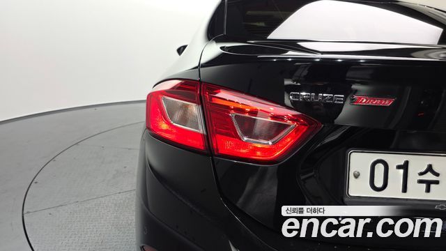 Chevrolet Cruze 1.4 Turbo LT Deluxe 2017 — фото 23
