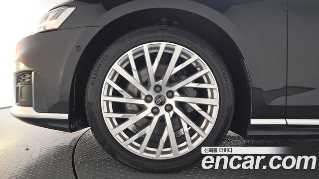 Audi A8 (D5) 55 TFSI Quattro LWB 2021 — фото 5