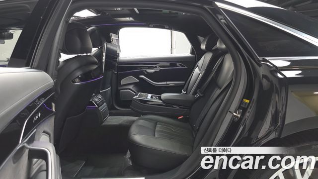 Audi A8 (D5) 55 TFSI Quattro LWB 2021 — фото 12