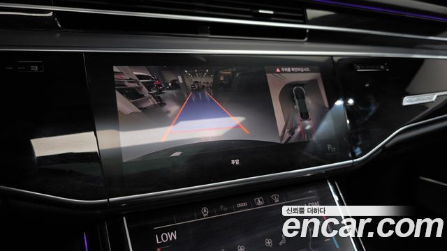 Audi A8 (D5) 55 TFSI Quattro LWB 2021 — фото 15