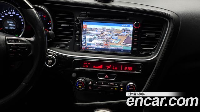 Kia K5 LPI Prestige 2014 — фото 14