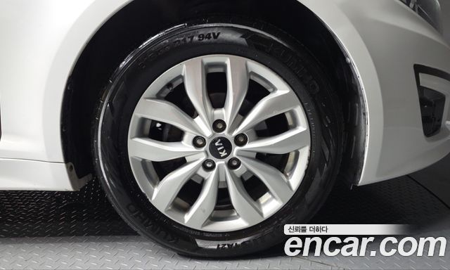 Kia K5 LPI Prestige 2014 — фото 21