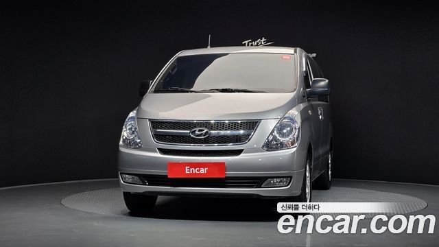 Hyundai Grand Starex 3-Seater VAN CVX Luxury 2014 — фото 3
