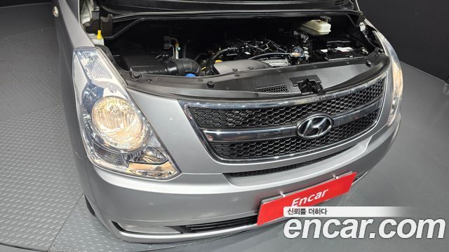 Hyundai Grand Starex 3-Seater VAN CVX Luxury 2014 — фото 6