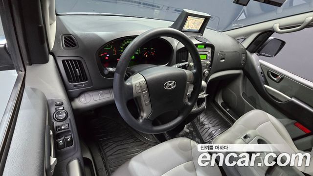 Hyundai Grand Starex 3-Seater VAN CVX Luxury 2014 — фото 7