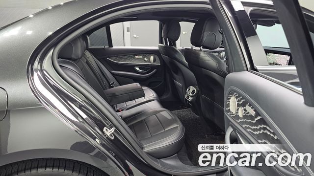 Mercedes-Benz E-Class (W213) E350 4MATIC AMG Line 2021 — фото 11