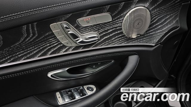 Mercedes-Benz E-Class (W213) E350 4MATIC AMG Line 2021 — фото 24