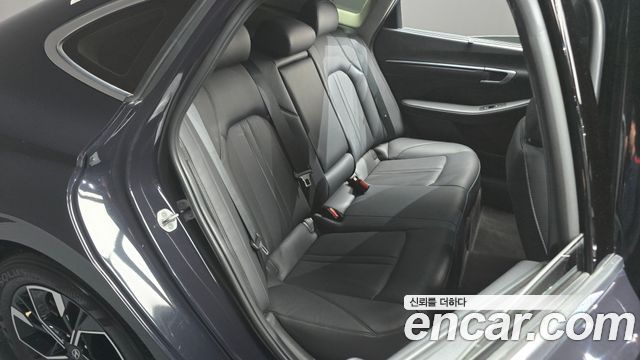 Hyundai Sonata The Edge (DN8) 2.0 Premium 2024 — фото 16