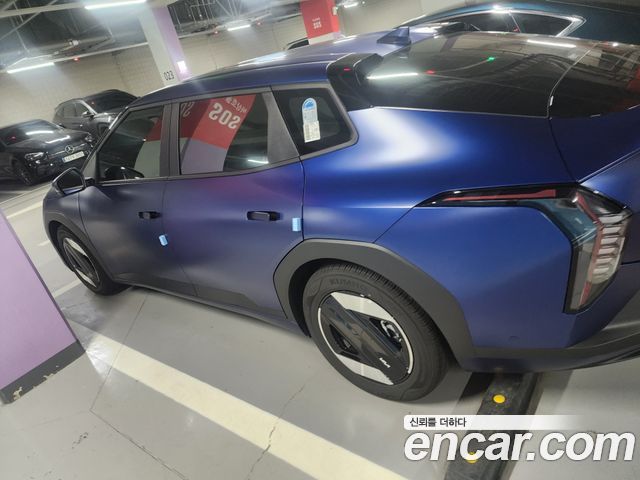 Kia EV4 Long Range 2WD Air 2026 — фото 3