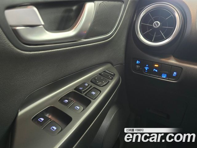 Hyundai Kona Hybrid Smart 2023 — фото 22