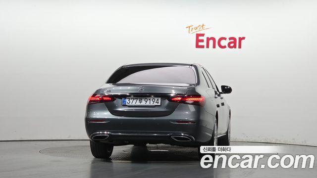 Mercedes-Benz E-Class (W213) E250 Exclusive 2022 — фото 4