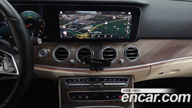 Mercedes-Benz E-Class (W213) E250 Exclusive 2022 — фото 13