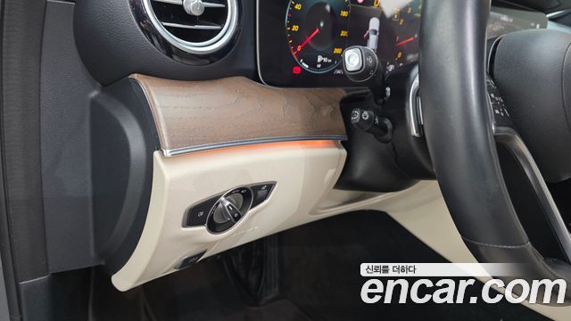 Mercedes-Benz E-Class (W213) E250 Exclusive 2022 — фото 27