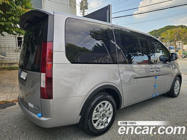 Hyundai Staria L3.5 Cargo 5-Seater Modern 2025 — фото 6
