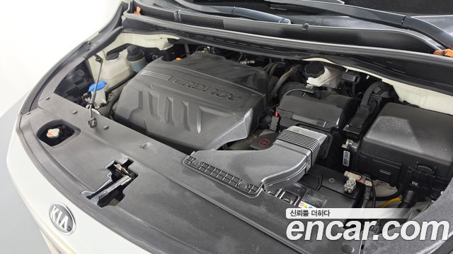Kia Carnival 9-Seater Hi-Limousine Prestige 2019 — фото 6