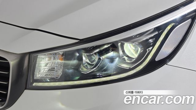 Kia Carnival 9-Seater Hi-Limousine Prestige 2019 — фото 22