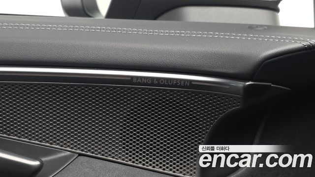 Audi A6 (C9) 55 TFSI Quattro S Line 2026 — фото 41