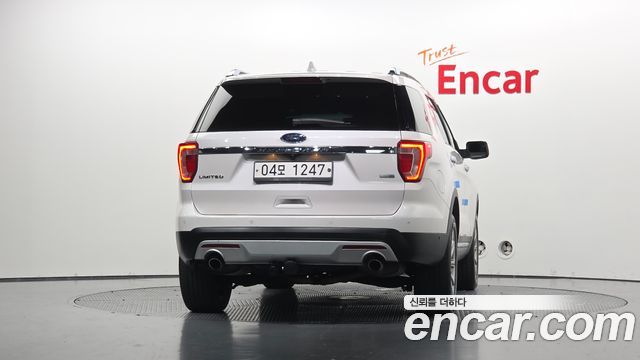 Ford Explorer 2.3 Limited 4WD 5th 2017 — фото 4