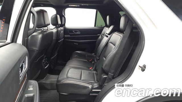 Ford Explorer 2.3 Limited 4WD 5th 2017 — фото 26
