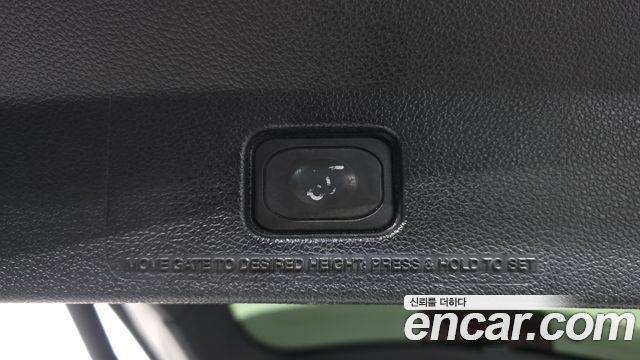 Ford Explorer 2.3 Limited 4WD 5th 2017 — фото 27