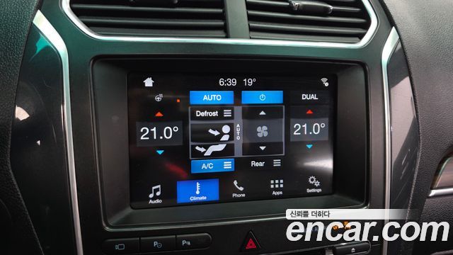 Ford Explorer 2.3 Limited 4WD 5th 2017 — фото 28