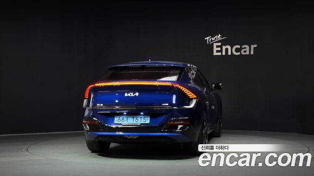 Kia EV6 Long Range 4WD GT Line 2022 — фото 4