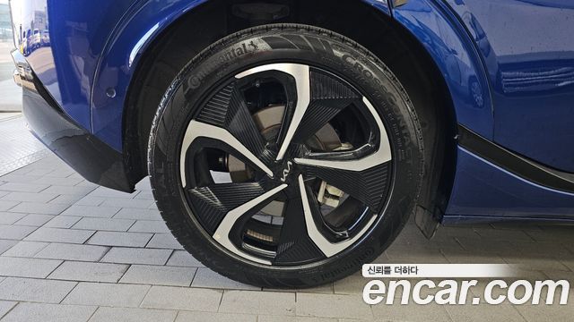 Kia EV6 Long Range 4WD GT Line 2022 — фото 5