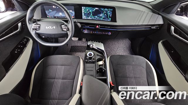 Kia EV6 Long Range 4WD GT Line 2022 — фото 7