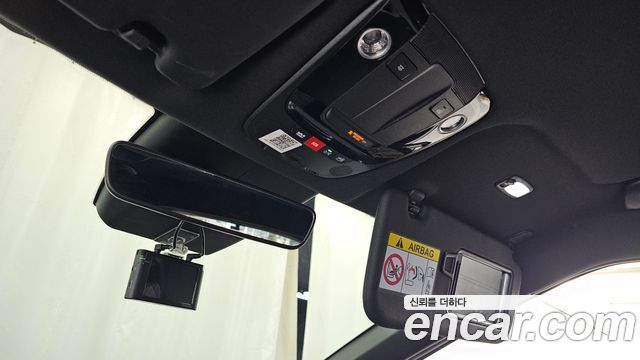 Kia EV6 Long Range 4WD GT Line 2022 — фото 18