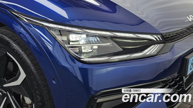 Kia EV6 Long Range 4WD GT Line 2022 — фото 22