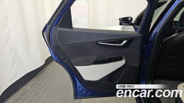 Kia EV6 Long Range 4WD GT Line 2022 — фото 25