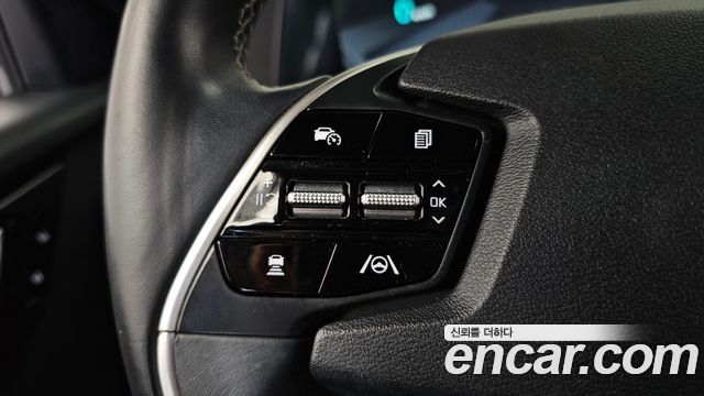 Kia EV6 Long Range 4WD GT Line 2022 — фото 32