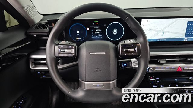 Hyundai Grandeur (GN7) 2,5 Gasoline 2WD Premium 2023 — фото 13