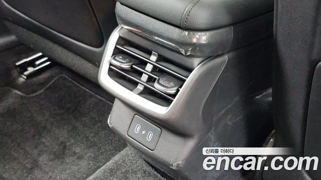 Hyundai Grandeur (GN7) 2,5 Gasoline 2WD Premium 2023 — фото 33