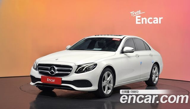 Mercedes-Benz E-Class (W213) E200 Avantgarde