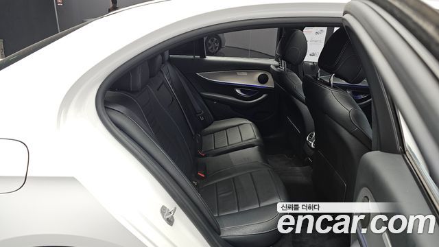 Mercedes-Benz E-Class (W213) E200 Avantgarde 2017 — фото 26