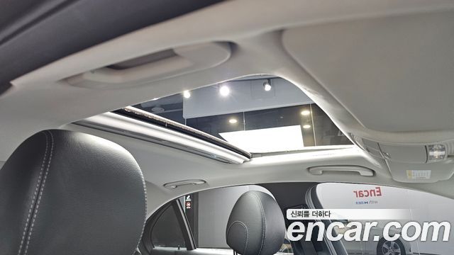 Mercedes-Benz E-Class (W213) E200 Avantgarde 2017 — фото 28