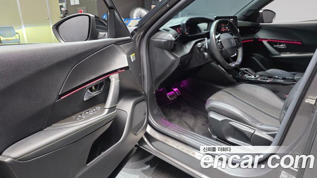 Peugeot 2008 (II) 1.5 BlueHDi GT 2022 — фото 10