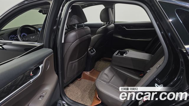 Hyundai Grandeur (IG) 2.4 Premium 2018 — фото 12