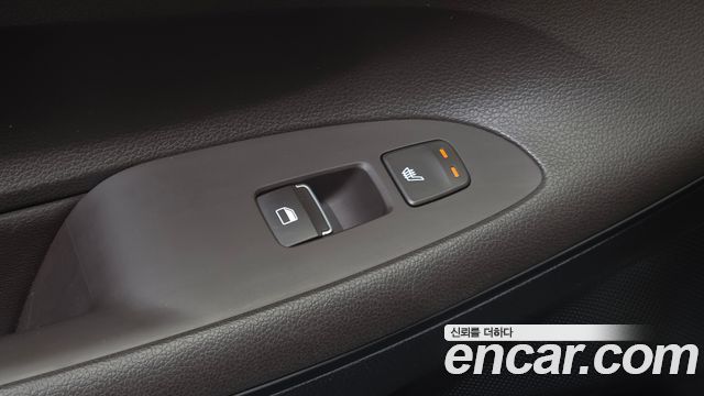 Hyundai Grandeur (IG) 2.4 Premium 2018 — фото 18