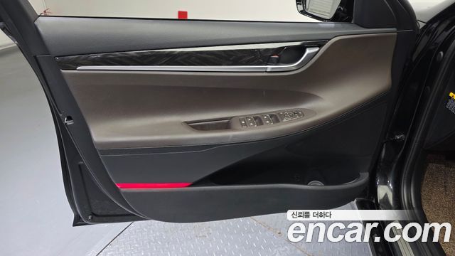 Hyundai Grandeur (IG) 2.4 Premium 2018 — фото 24